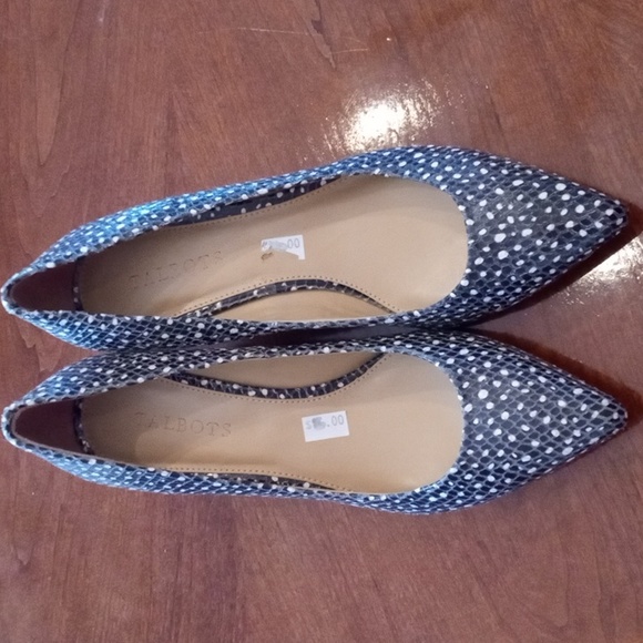 Talbots Shoes - Talbot's heeled size 9w genuine leather shoe